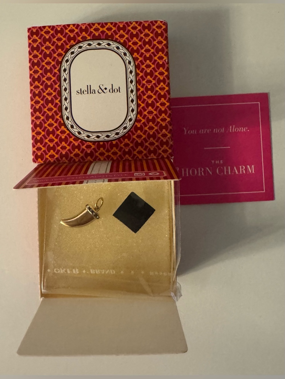 Stella & Dot Thorn Charm Gold Tone – New in Original Packaging